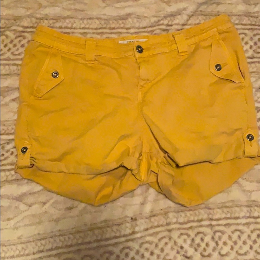 TWILL MILITARY SHORT - YELLOW WASH